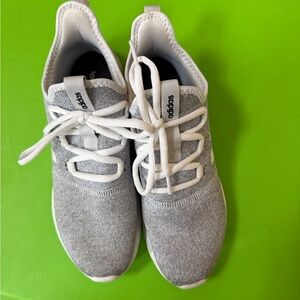 adidas Women's Light Gray Knit Lace-Up Running Sneakers